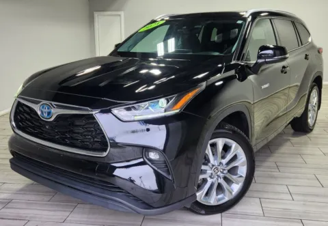 Black 2021 Toyota Highlander Limited for sale in Cinnaminson, NJ