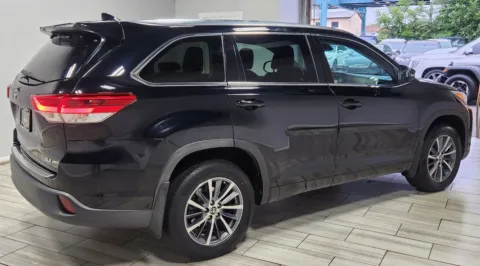 More photos of 2018 Toyota Highlander XLE at Majestic Automotive Group, NJ
