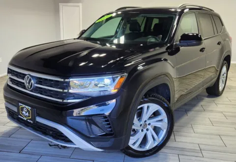 Black 2022 Volkswagen Atlas 2.0T SE w/Technology for sale in Cinnaminson, NJ