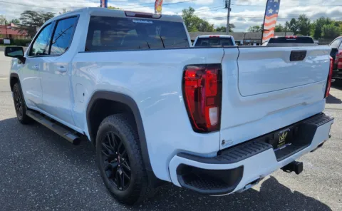 Another view of 2021 GMC Sierra 1500 4WD Crew Cab Short Box Elevation for sale in Cinnaminson, NJ at Majestic Automotive Group