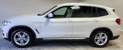Photos of 2021 BMW X3 PHEV xDrive30e for sale in Cinnaminson, NJ at Majestic Automotive Group