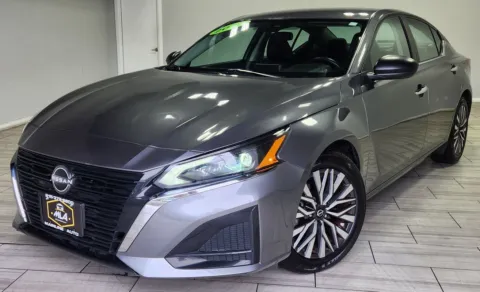 Gray 2024 Nissan Altima SV FWD for sale in Cinnaminson, NJ