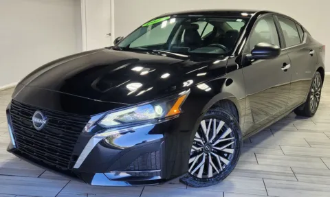 Black 2025 Nissan Altima SV FWD for sale in Cinnaminson, NJ