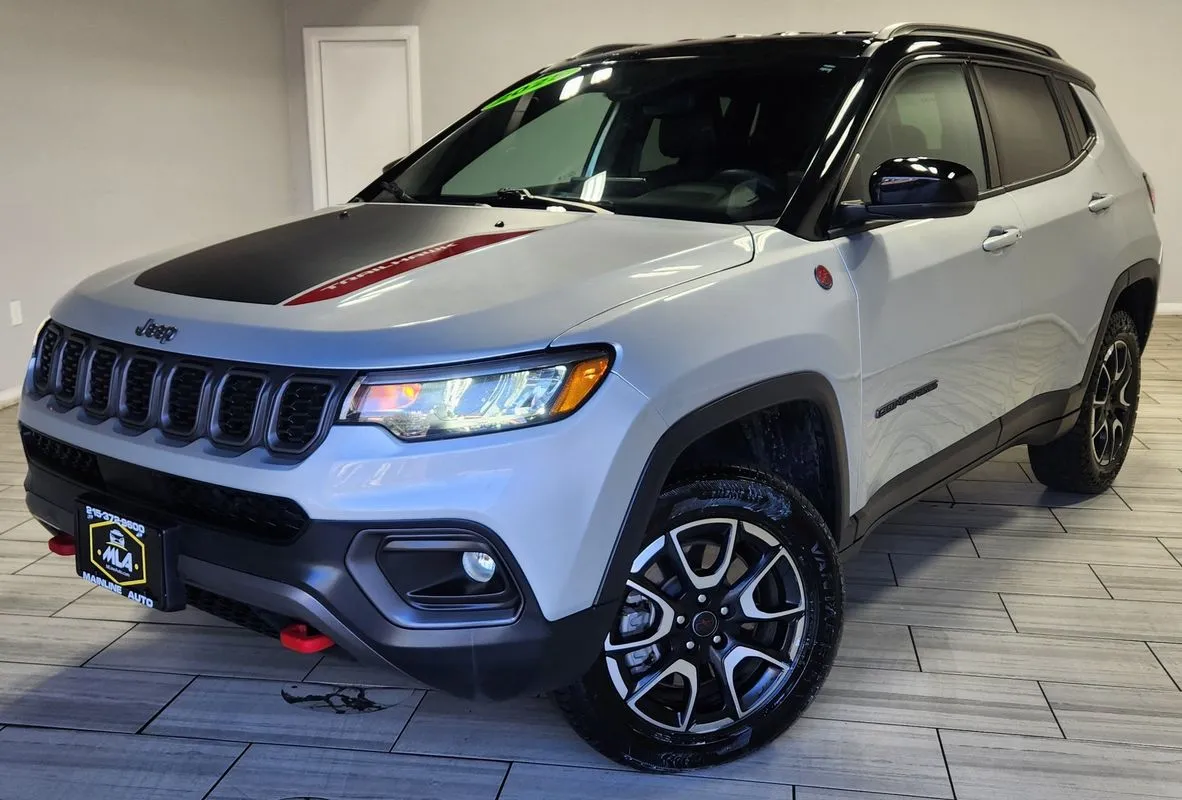 2025 Jeep Compass Trailhawk
