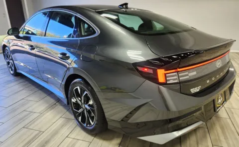 Another view of 2025 Hyundai Sonata SEL for sale in Cinnaminson, NJ at Majestic Automotive Group