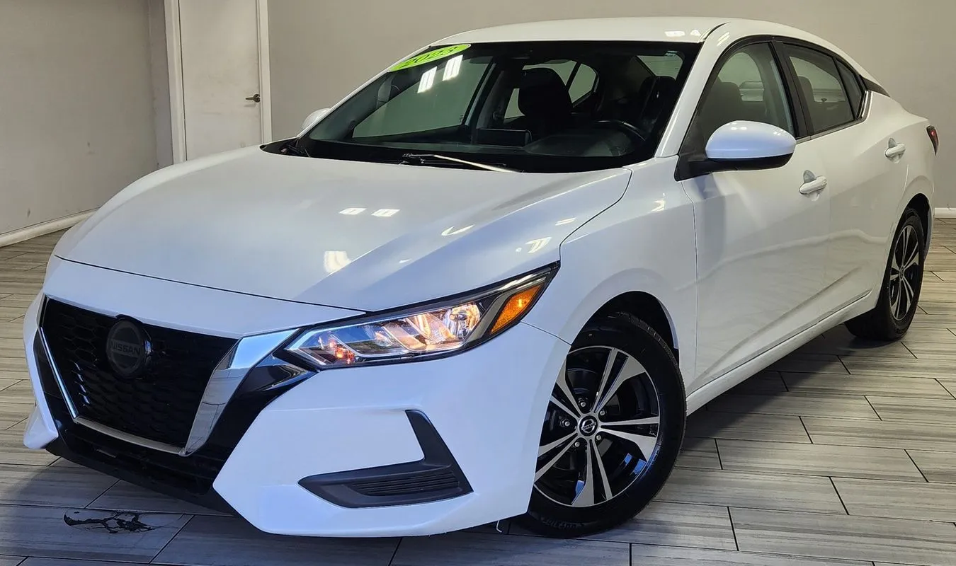 White 2023 Nissan Sentra SV Xtronic CVT for sale in Cinnaminson, NJ