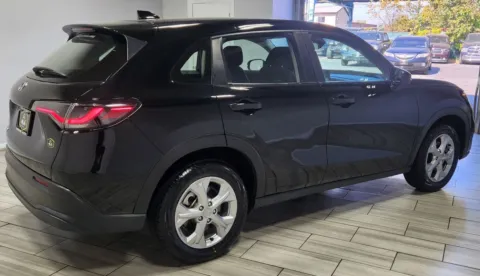 More photos of 2023 Honda HR-V AWD LX at Majestic Automotive Group, NJ