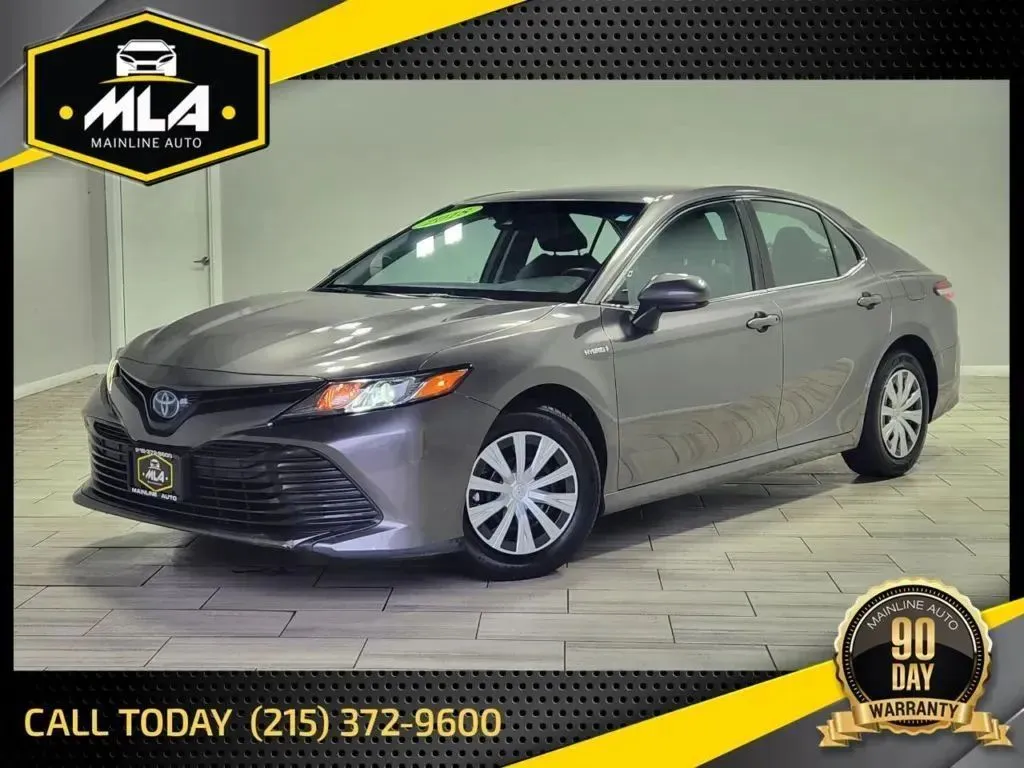 2018 Toyota Camry Hybrid LE for sale in Cinnaminson, NJ