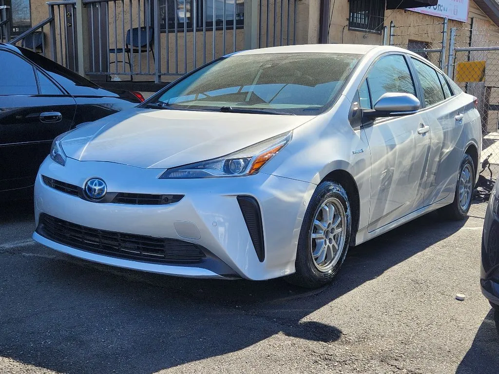 Used 2021 Toyota Prius LE for sale in Cinnaminson, NJ at Majestic