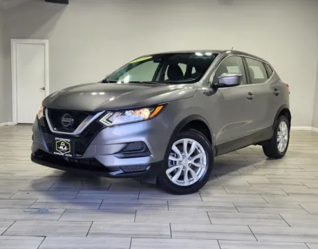 Gray 2020 Nissan Rogue Sport S for sale in Cinnaminson, NJ