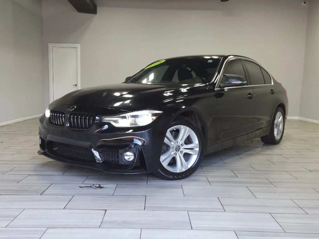 Black 2018 BMW 3 Series 330i xDrive for sale in Cinnaminson, NJ