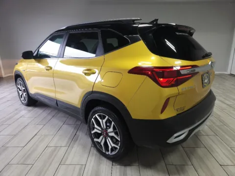 Another view of 2021 Kia Seltos S for sale in Cinnaminson, NJ at Majestic Automotive Group