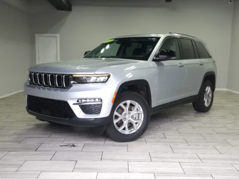 Silver 2023 Jeep Grand Cherokee Limited for sale in Cinnaminson, NJ