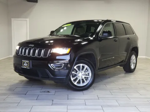 Black 2022 Jeep Grand Cherokee WK Laredo E for sale in Cinnaminson, NJ