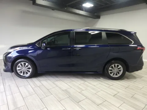 Photos of 2022 Toyota Sienna XLE for sale in Cinnaminson, NJ at Majestic Automotive Group