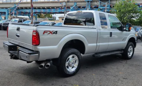 More photos of 2015 Ford Super Duty F-350 SRW XLT at Majestic Automotive Group, NJ
