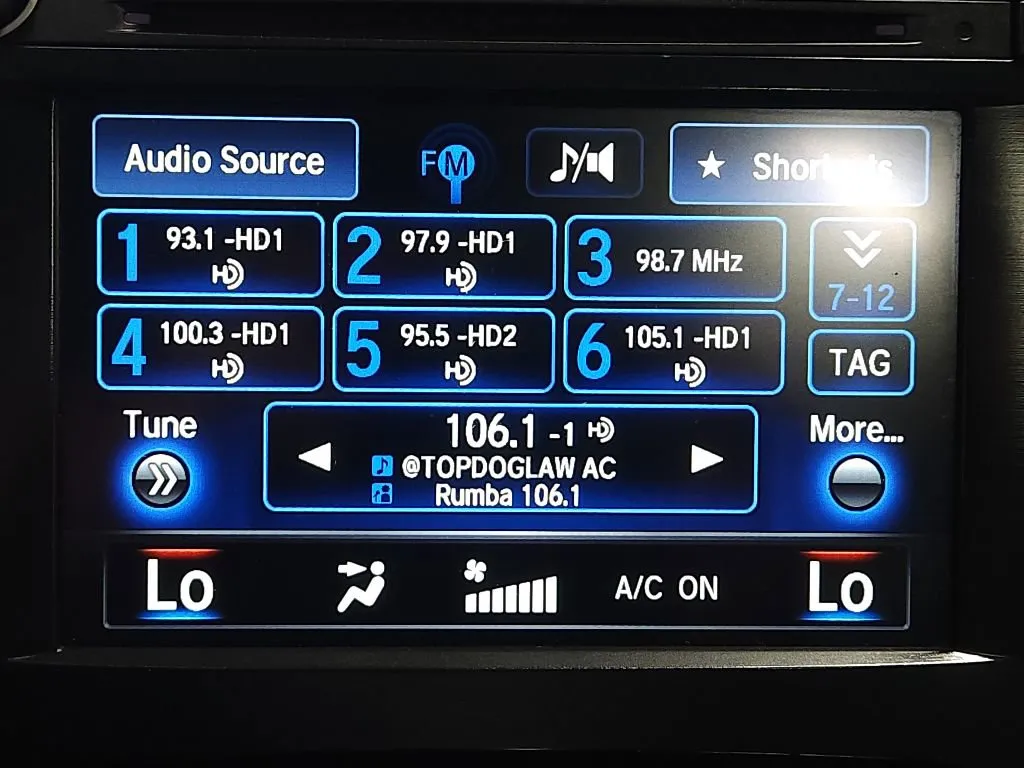 2016 Acura ILX Premium - Photo 23