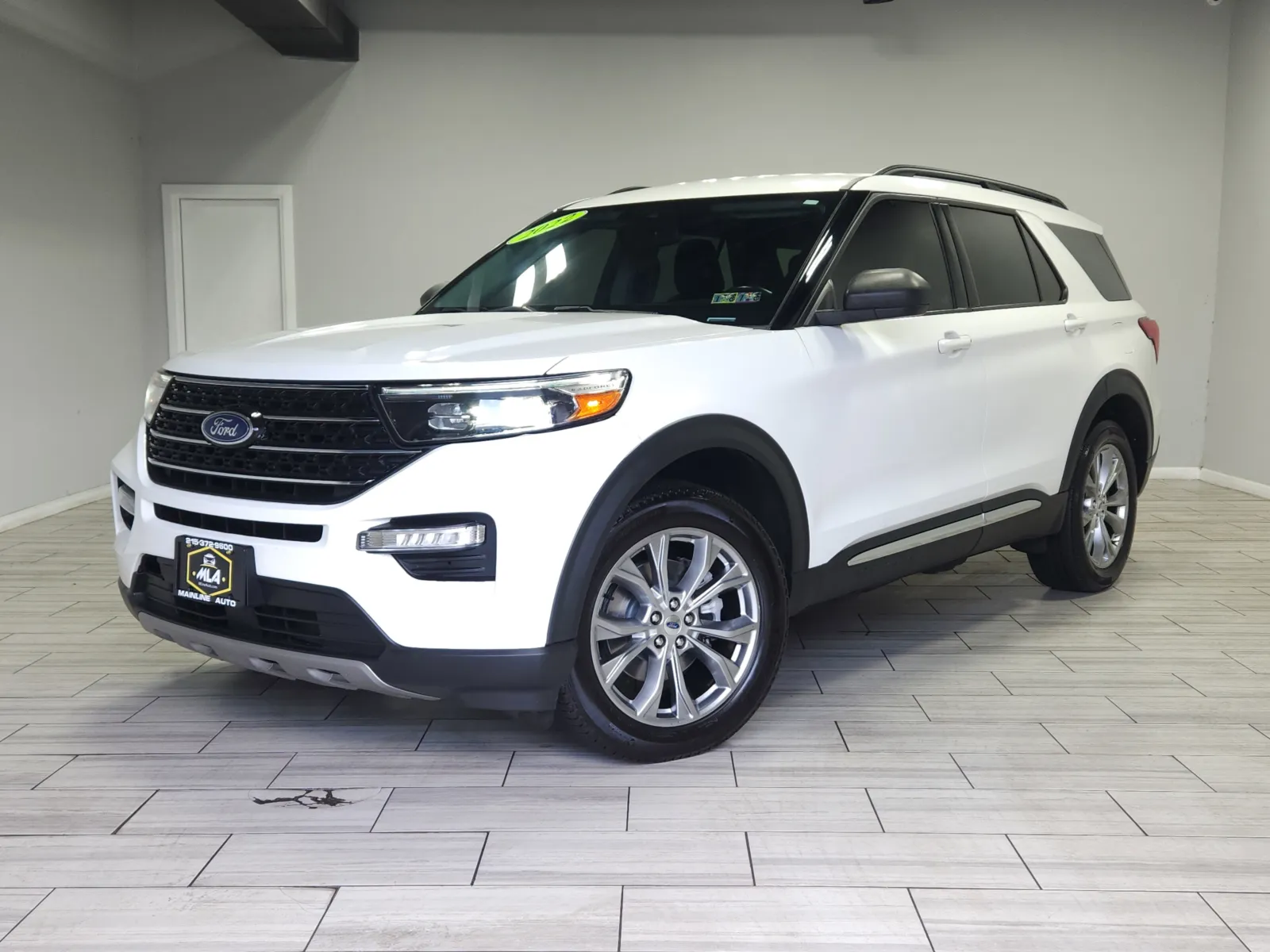 White 2022 Ford Explorer XLT for sale in Cinnaminson, NJ
