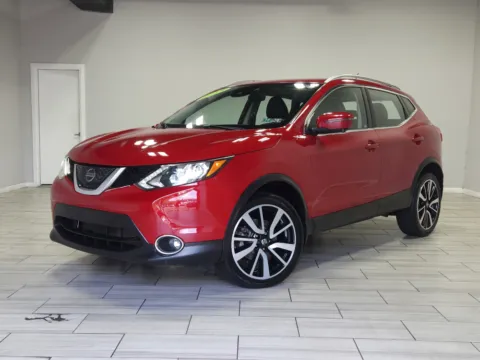 Red 2018 Nissan Rogue Sport S for sale in Cinnaminson, NJ