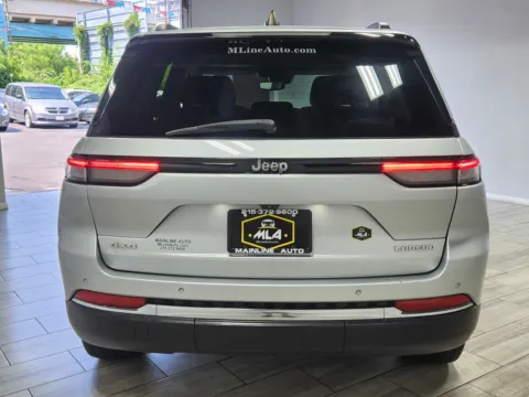 More photos of 2023 Jeep Grand Cherokee Altitude at Majestic Automotive Group, NJ
