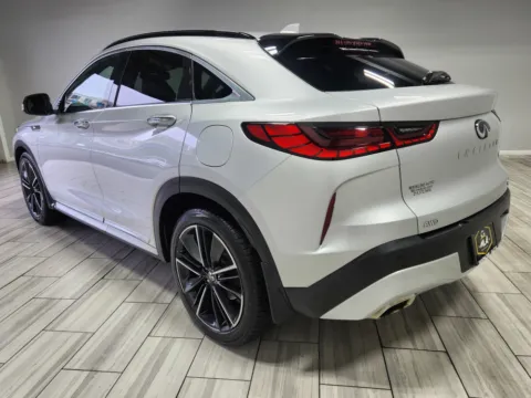 Another view of 2022 INFINITI QX55 LUXE for sale in Cinnaminson, NJ at Majestic Automotive Group