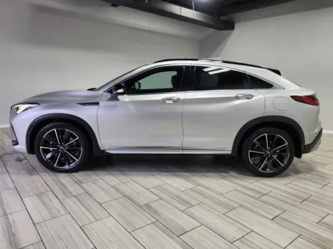 Photos of 2022 INFINITI QX55 LUXE for sale in Cinnaminson, NJ at Majestic Automotive Group