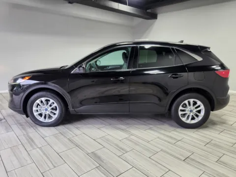 Photos of 2020 Ford Escape SE for sale in Cinnaminson, NJ at Majestic Automotive Group