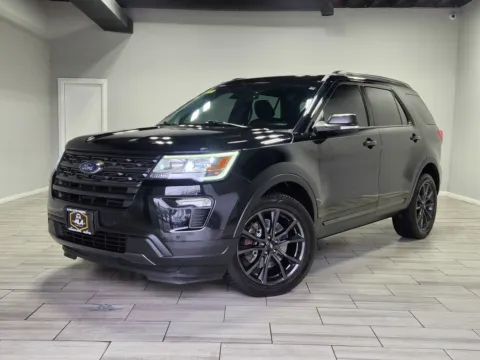 Black 2018 Ford Explorer XLT for sale in Cinnaminson, NJ