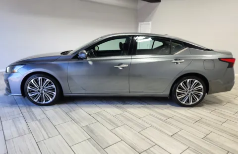 Photos of 2023 Nissan Altima 2.5 SL for sale in Cinnaminson, NJ at Majestic Automotive Group