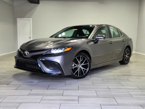 Gray 2024 Toyota Camry SE for sale in Cinnaminson, NJ