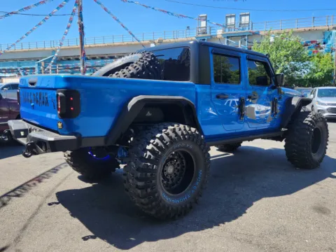 More photos of 2022 Jeep Gladiator Sport S at Majestic Automotive Group, NJ