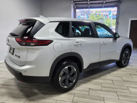 More photos of 2024 Nissan Rogue SV at Majestic Automotive Group, NJ
