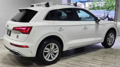 More photos of 2022 Audi Q5 Premium 45 TFSI S line quattro S tronic at Majestic Automotive Group, NJ