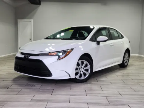 White 2024 Toyota Corolla LE for sale in Cinnaminson, NJ