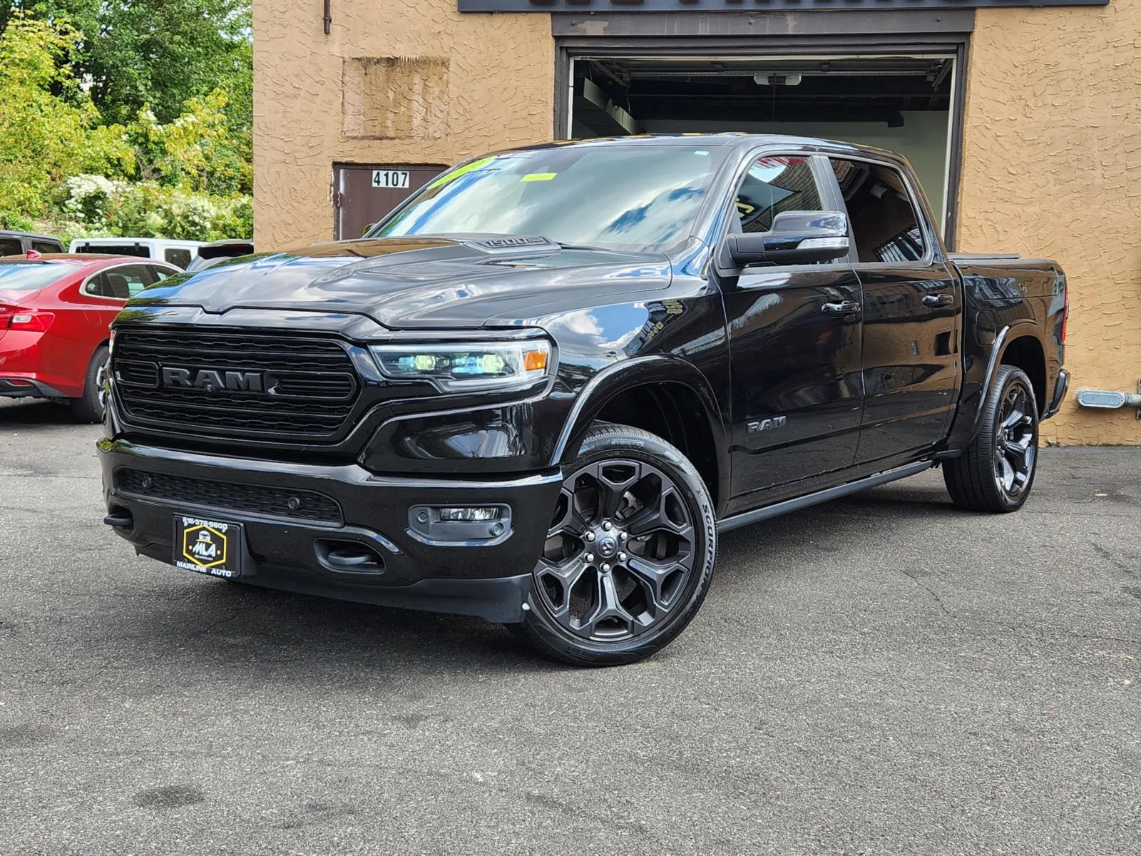 Black 2020 Ram 1500 Limited for sale in Cinnaminson, NJ