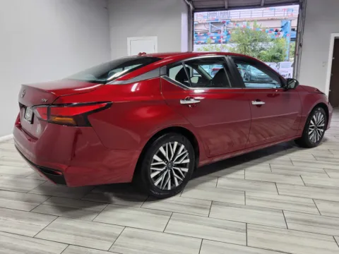 More photos of 2024 Nissan Altima 2.5 SV at Majestic Automotive Group, NJ