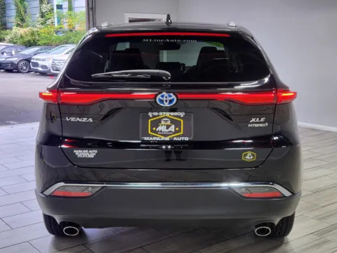 More photos of 2021 Toyota Venza XLE at Majestic Automotive Group, NJ