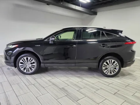 Photos of 2021 Toyota Venza XLE for sale in Cinnaminson, NJ at Majestic Automotive Group