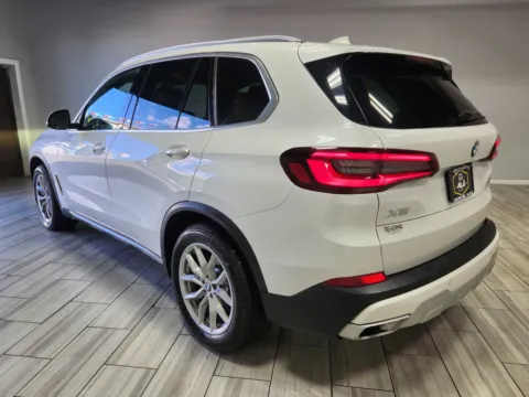 Another view of 2020 BMW X5 xDrive40i for sale in Cinnaminson, NJ at Majestic Automotive Group
