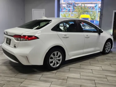 More photos of 2022 Toyota Corolla LE at Majestic Automotive Group, NJ