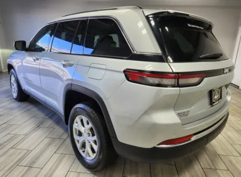 Another view of 2024 Jeep Grand Cherokee Limited for sale in Cinnaminson, NJ at Majestic Automotive Group