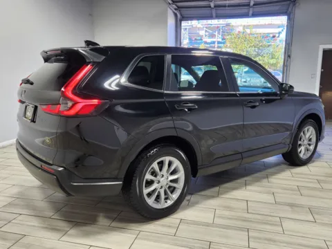 More photos of 2023 Honda CR-V EX at Majestic Automotive Group, NJ