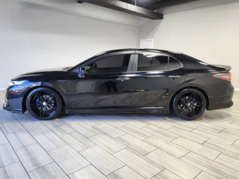 Photos of 2018 Toyota Camry SE for sale in Cinnaminson, NJ at Majestic Automotive Group