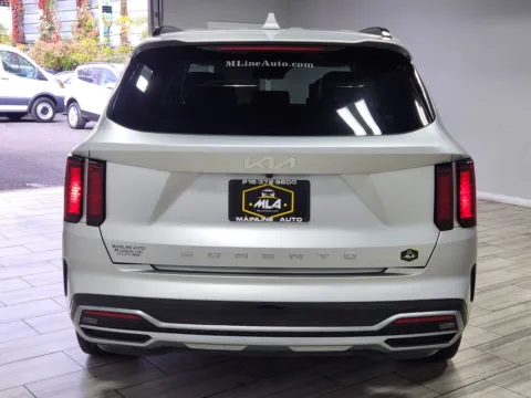 More photos of 2022 Kia Sorento S at Majestic Automotive Group, NJ
