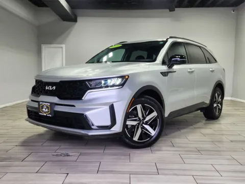 Silver 2022 Kia Sorento S for sale in Cinnaminson, NJ