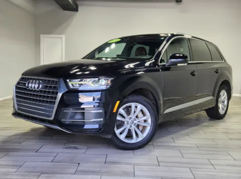 Black 2018 Audi Q7 Premium for sale in Cinnaminson, NJ