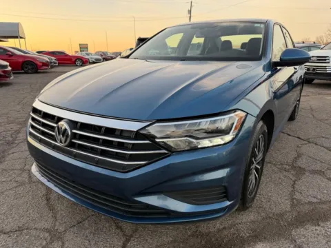 Blue 2020 Volkswagen Jetta 1.4T SE 8A for sale in Indianapolis, IN