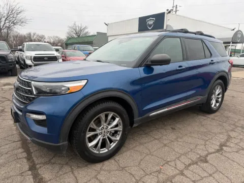 Photos of 2020 Ford Explorer XLT for sale in Indianapolis, IN at RS Motors