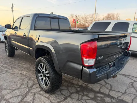 More photos of 2017 Toyota Tacoma SR5 at RS Motors, IN