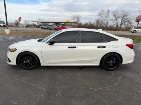 More photos of 2023 Honda Civic Sport at RS Motors, IN